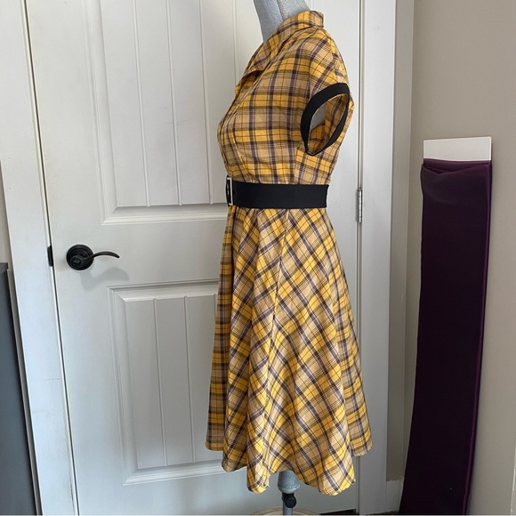 Yellow plaid picnic Pin up dress - Picture 3 of 9